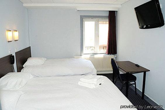 Hotel De Normandie Lyon Room photo